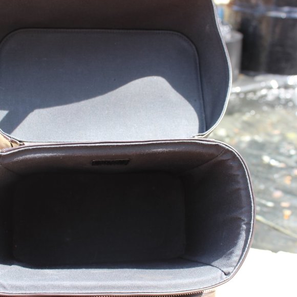 Louis Vuitton Terre Vernis Matte Leather Bag - Picture 14 of 16